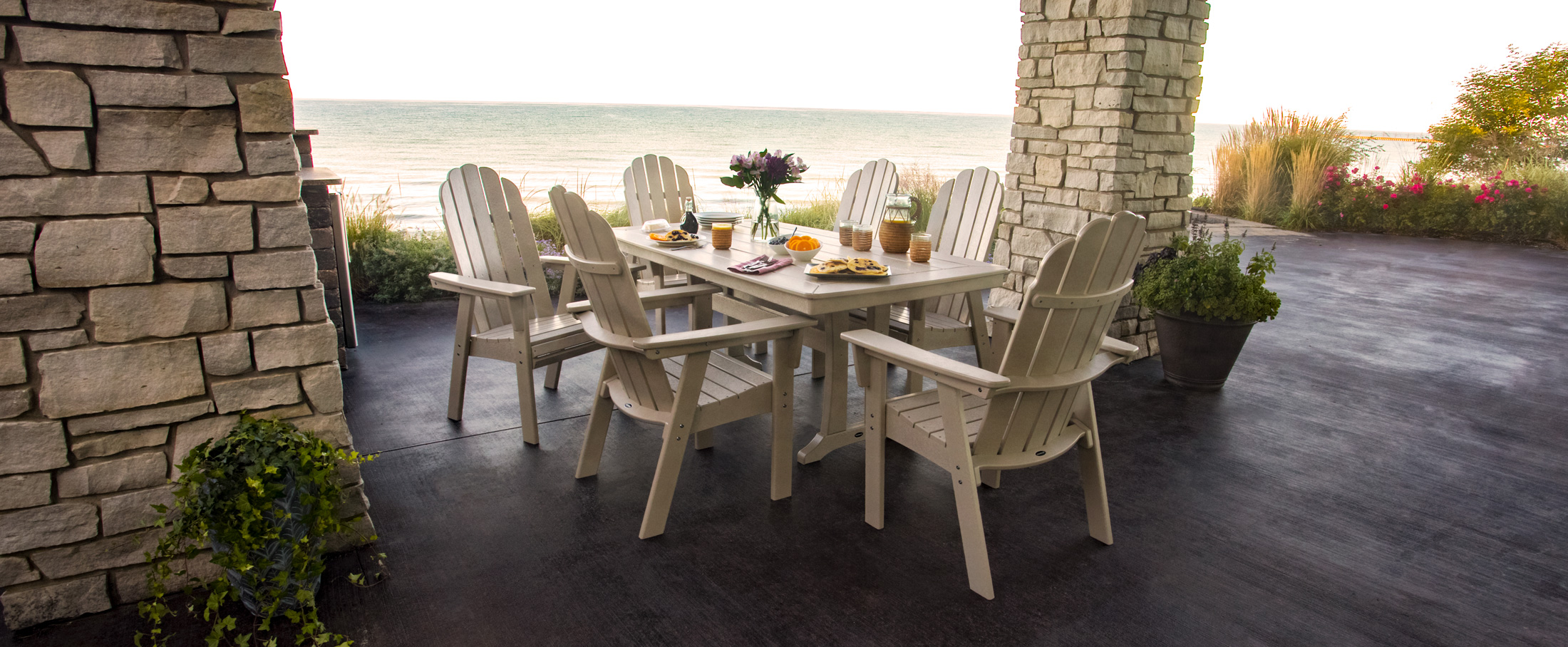 Choosing Outdoor Furniture for Your Lake House