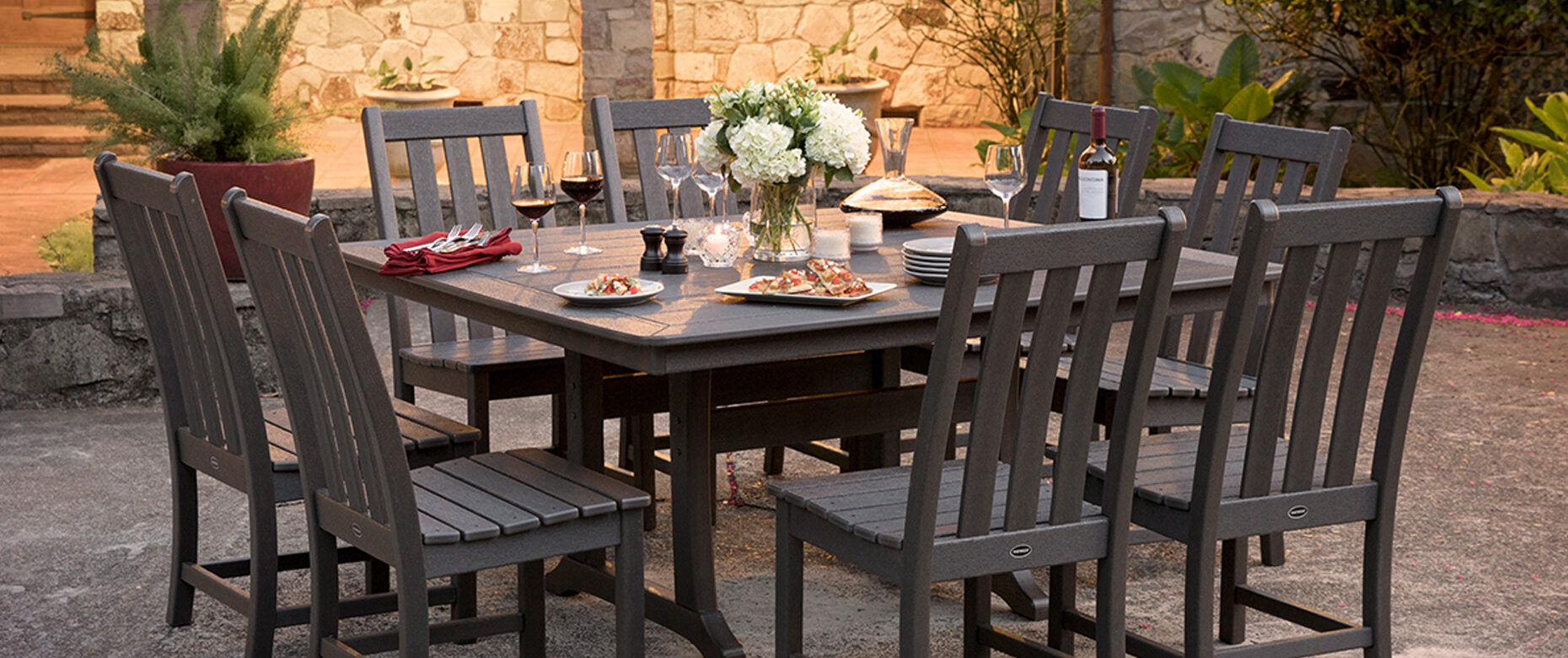 11 Outdoor Entertaining Gifts To Include in Your Wedding Registry