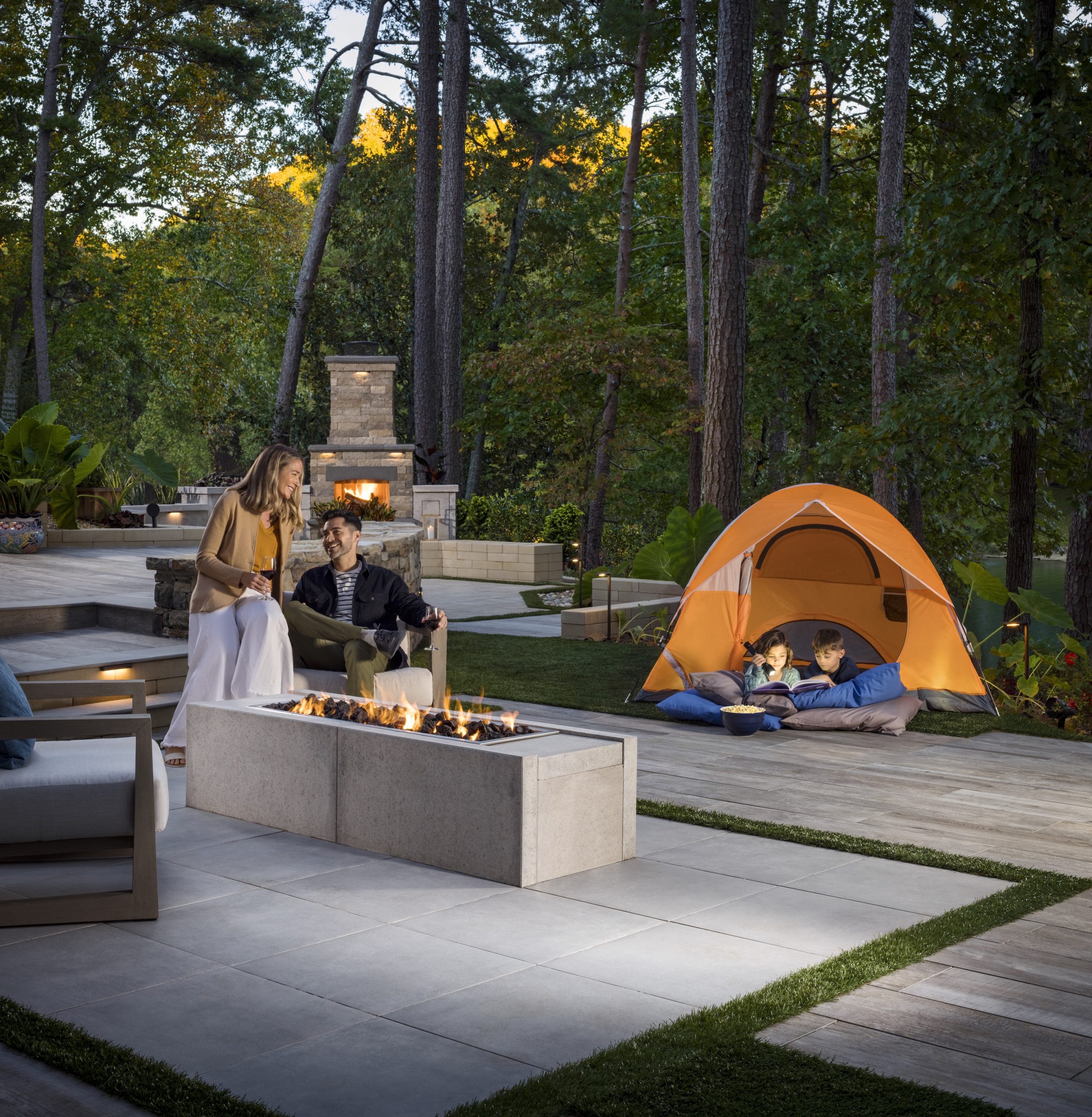 Celebrating the Mini Moments this Summer with POLYWOOD and Belgard