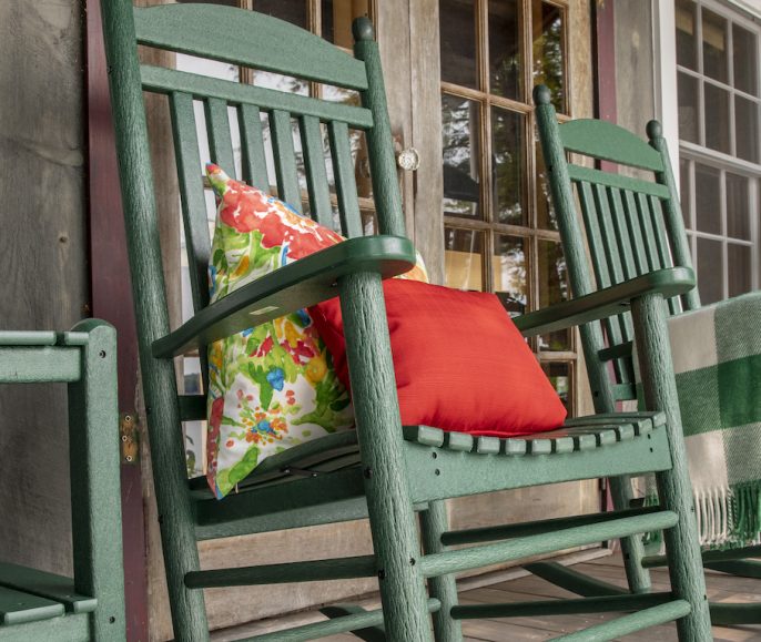 The Complete Guide to Buying an Outdoor Rocking Chair