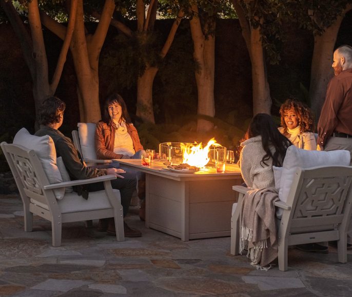 How to Shop for the Most Comfortable Outdoor Furniture